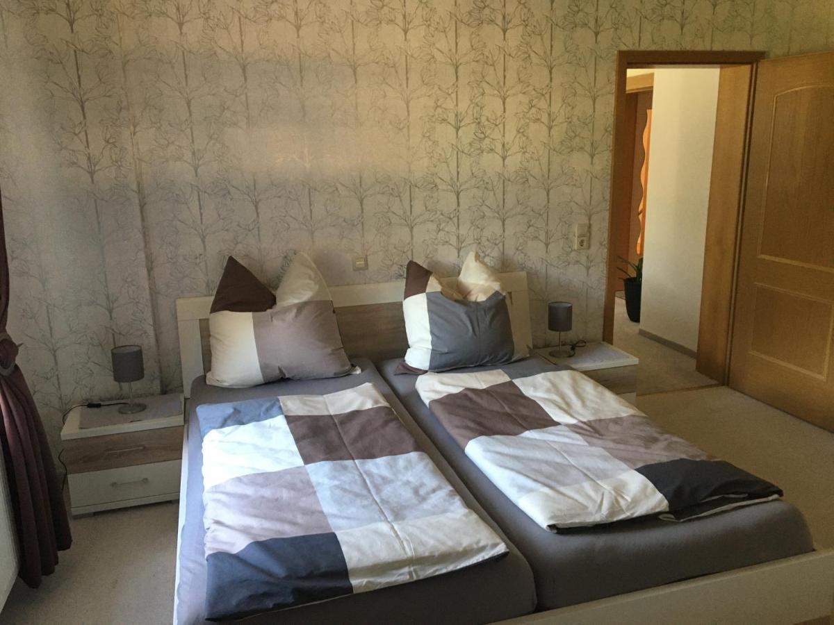 Apartment Am Goethe Park Fuer 2 Bis 3 Personen